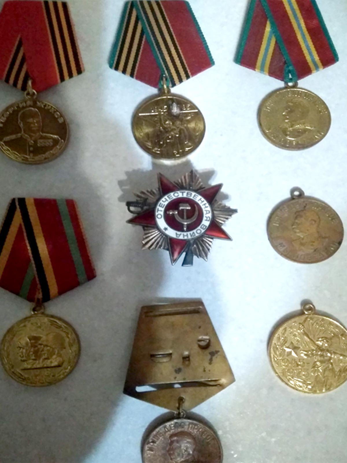 Ордена-и-медали-Федора-Афанасьевича-Цыцулина.jpg